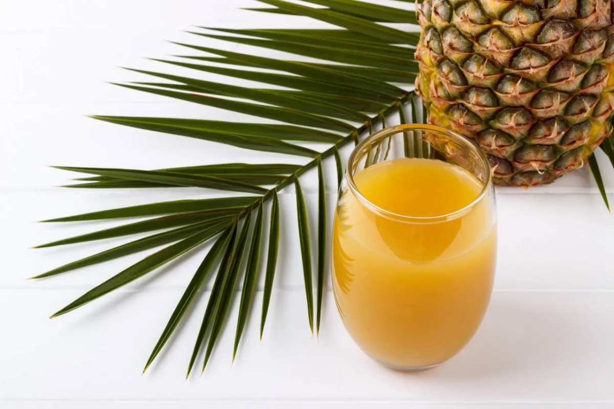 صورة لعصير الأناناس الطبيعي