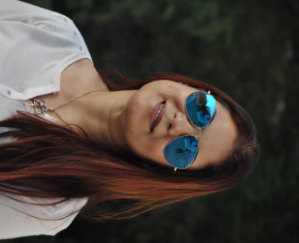 من المغرب  فاطمة الزهراء لحلو