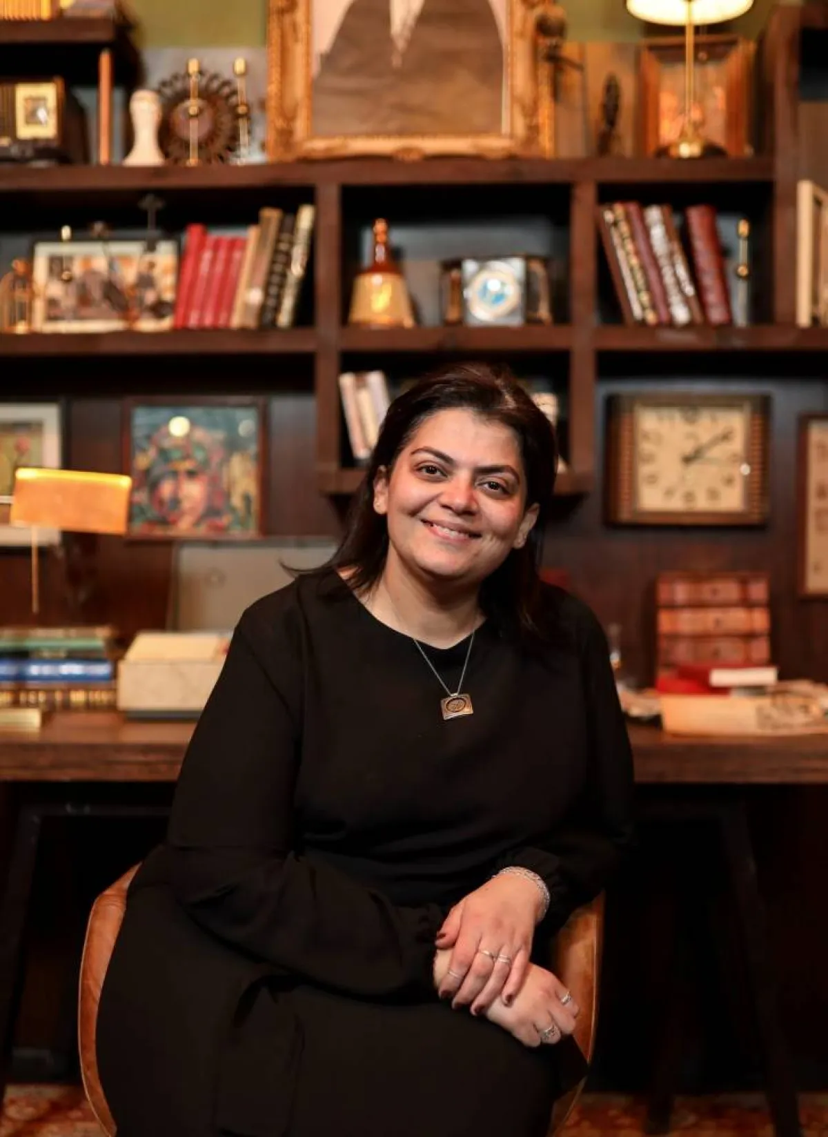 من مصر  نيفين الزهيري