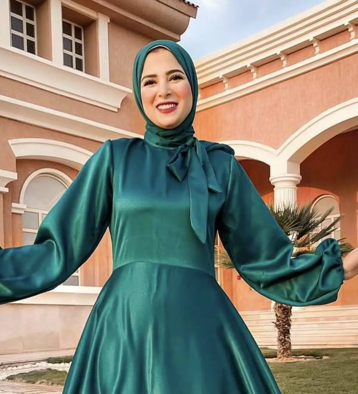 تنسيق الحجاب  الاخضر مع الفستان