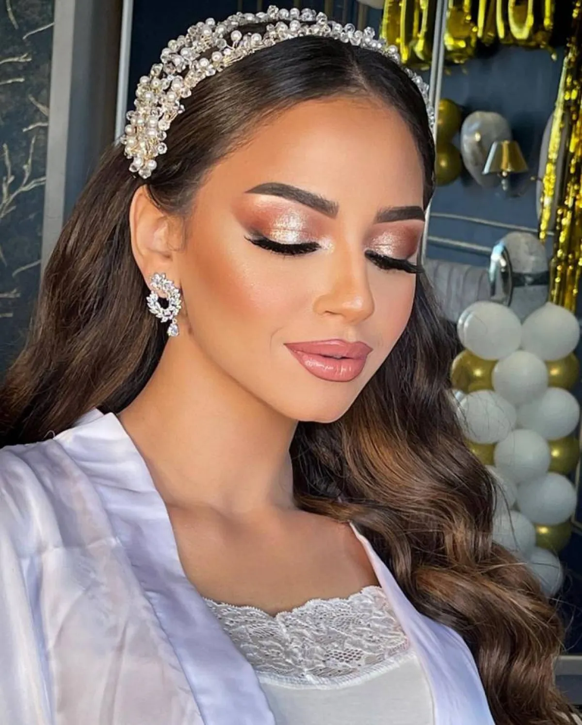 ظلال العيون النيود والجليتر