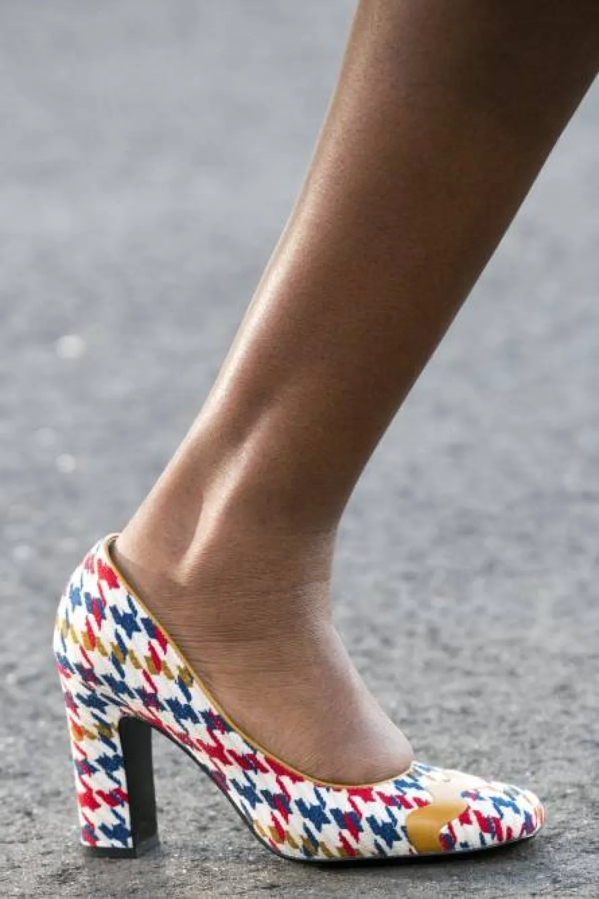 حذاء ملوّن من كوتش Coach