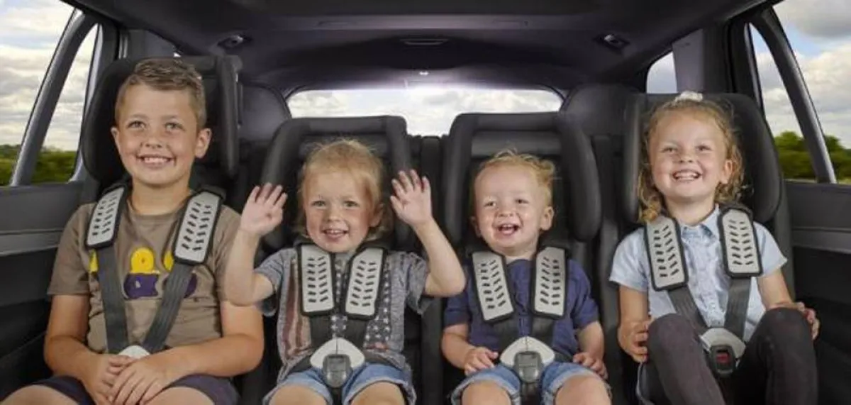 نصائح لاختيار أفضل مقعد سيارة لطفلك