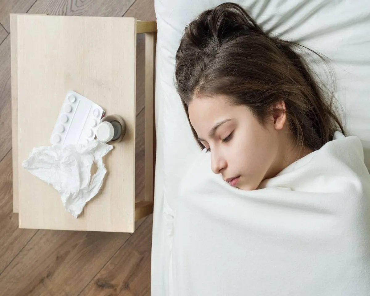 صورة لفتاة مريضة