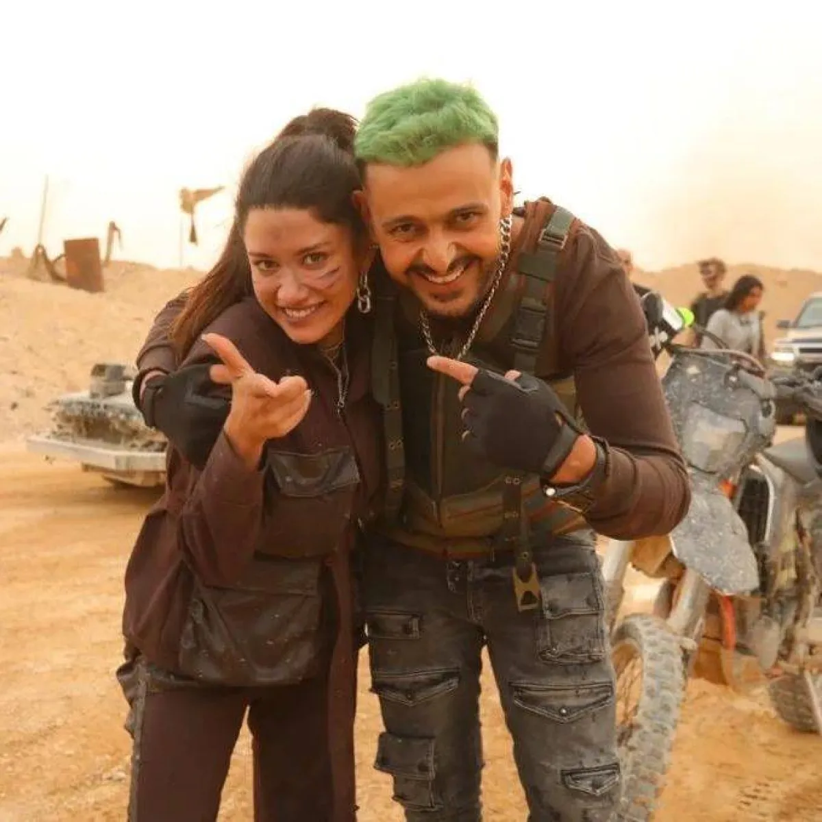 رامز جلال وسينتيا خليفة من كواليس حلقة " رامز موفي ستار" - الصورة من حساب رامز جلال على " انستغرام"