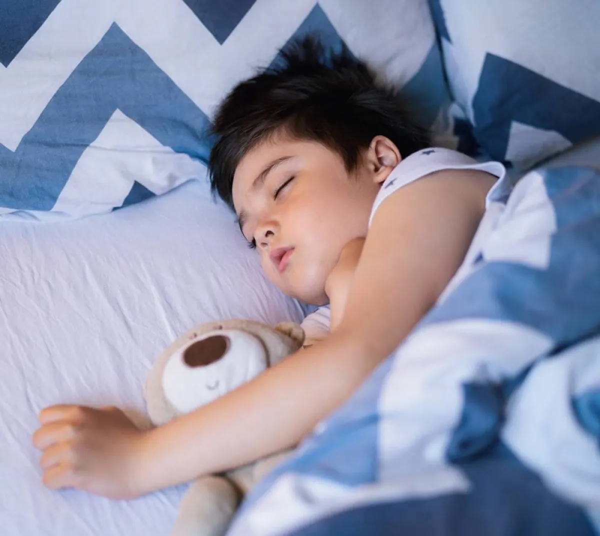 صورة لطفل يعاني من الشخير