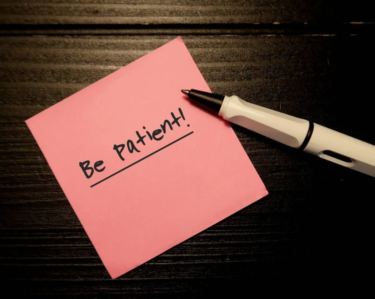 التحلّي بالصبر يصقل الشخصيّة