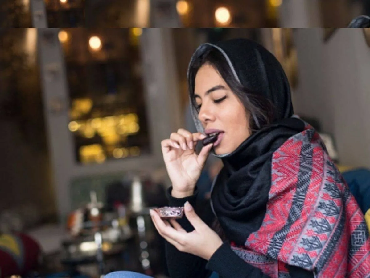 تفسير حلم التمر للعزباء