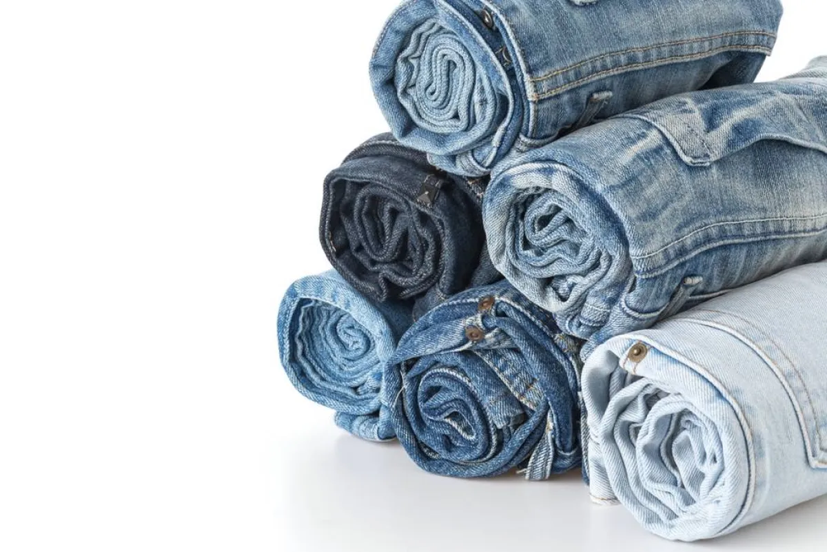 السراويل الجينز مرغوبة من الأعمار كافة 