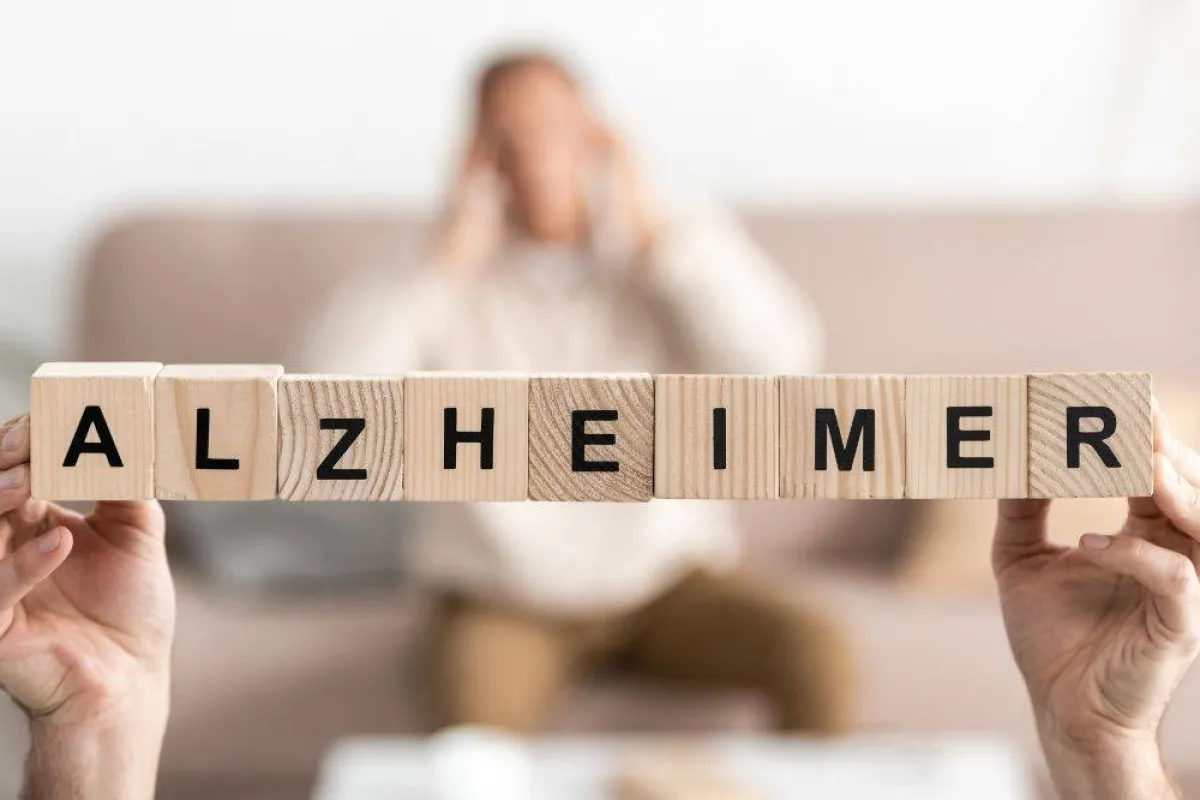 صورة تظهر كتابة الزهايمر مصدر الصورة elements