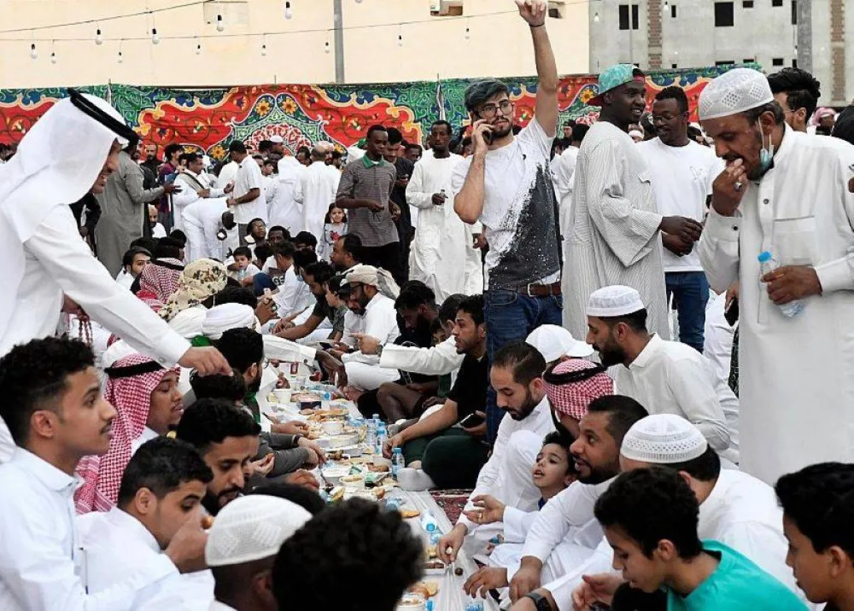 موائد الإفطار الجماعي