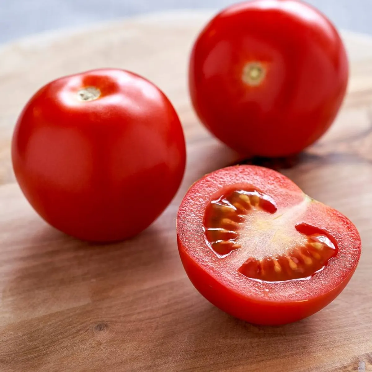 صورة لعدد من الطماطم