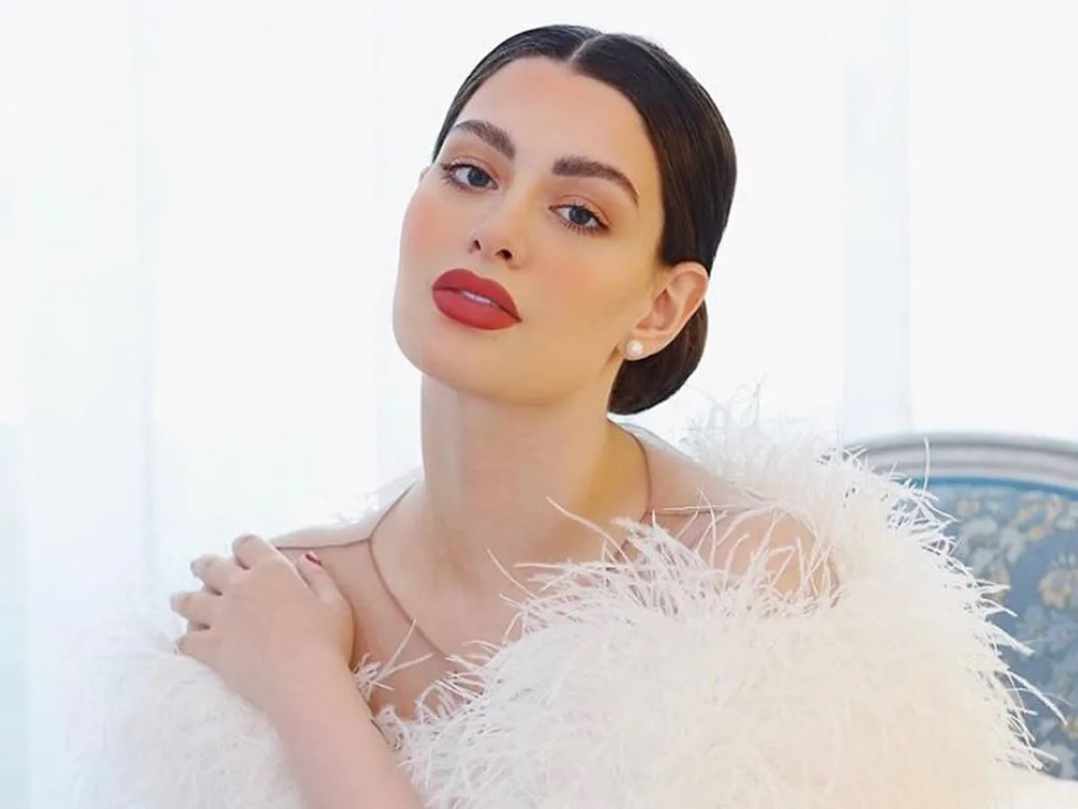 تسريحات شعر قصير للخطوبة