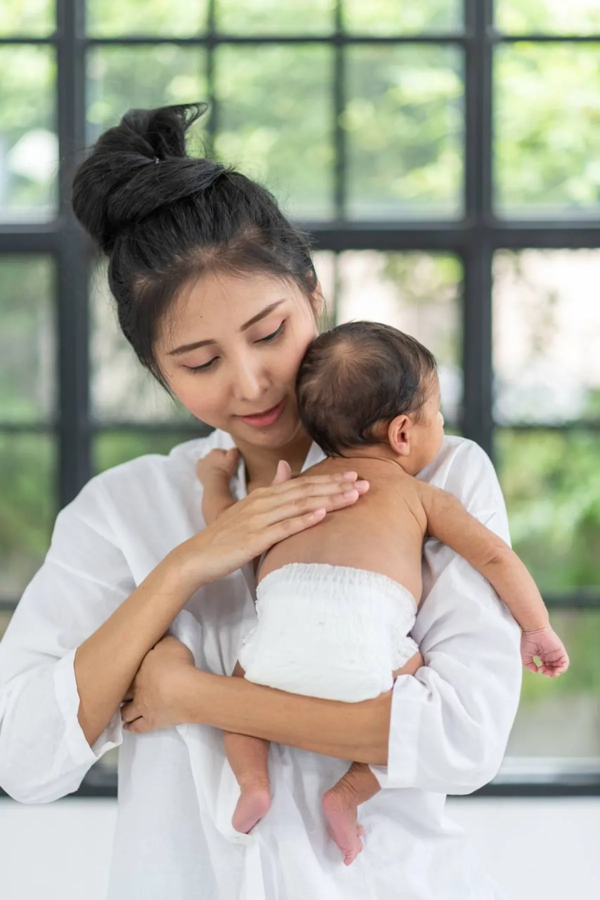 صورة لطفل يتجشأ