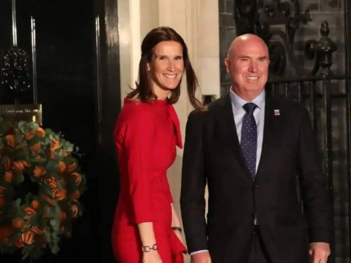 البلجيكية صوفي فيلميس وزوجها