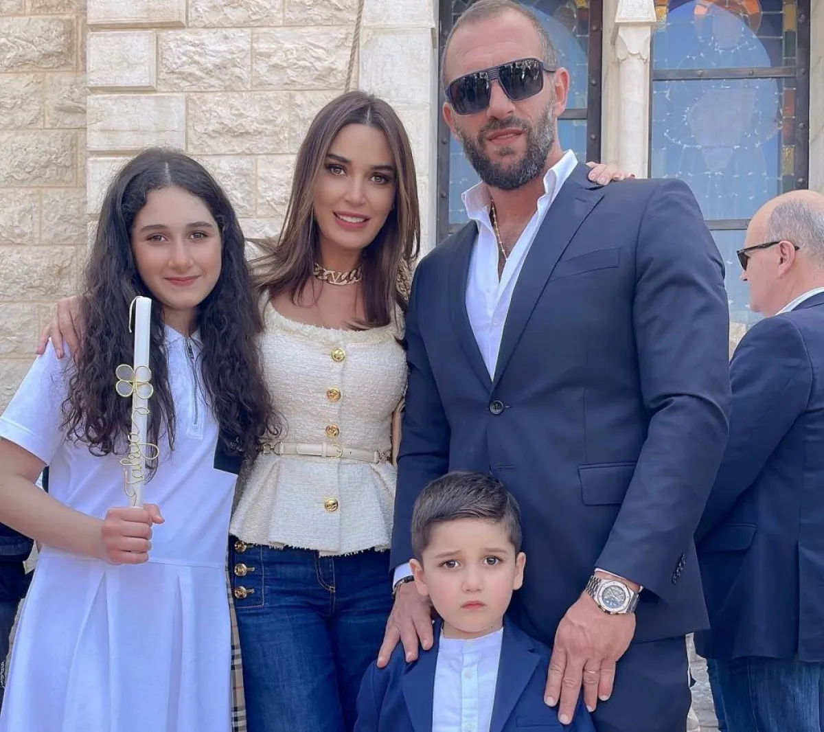 سيرين عبد النور وزوجها وابنها وابنتها - الصورة من حسابها على فيسبوك