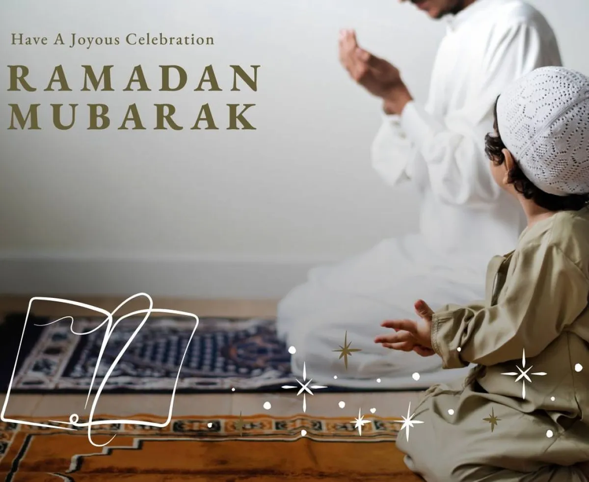 صورة لطفل يدعو