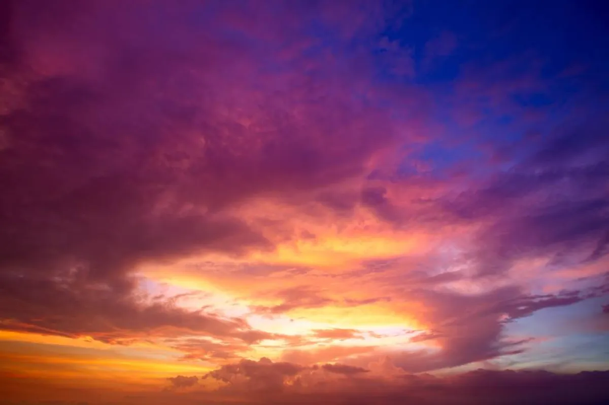 صورة لبزوغ الفجر