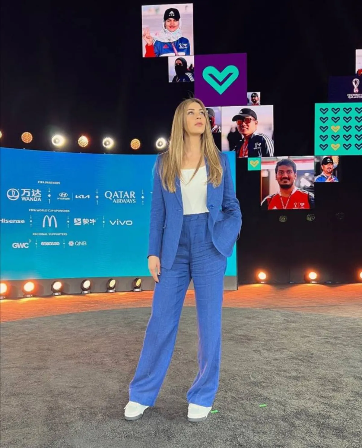 إطلالات النجمات بالبليزر