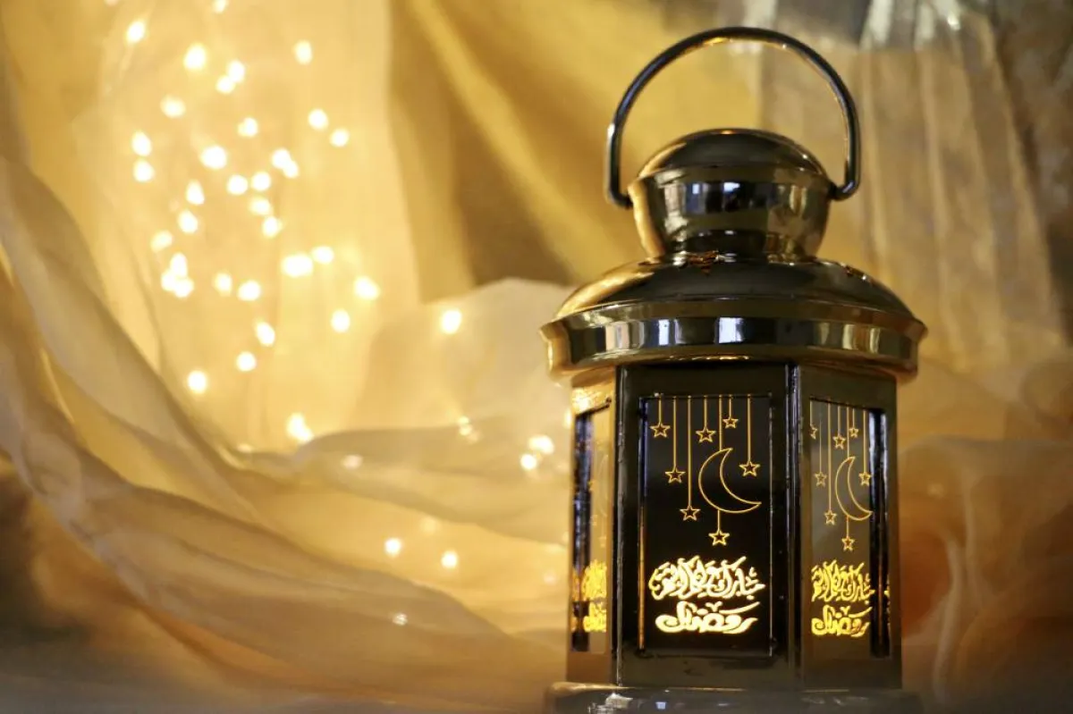 الفانوس هو إكسسوار التزيين للاحتفاء بعيد الفطر  
