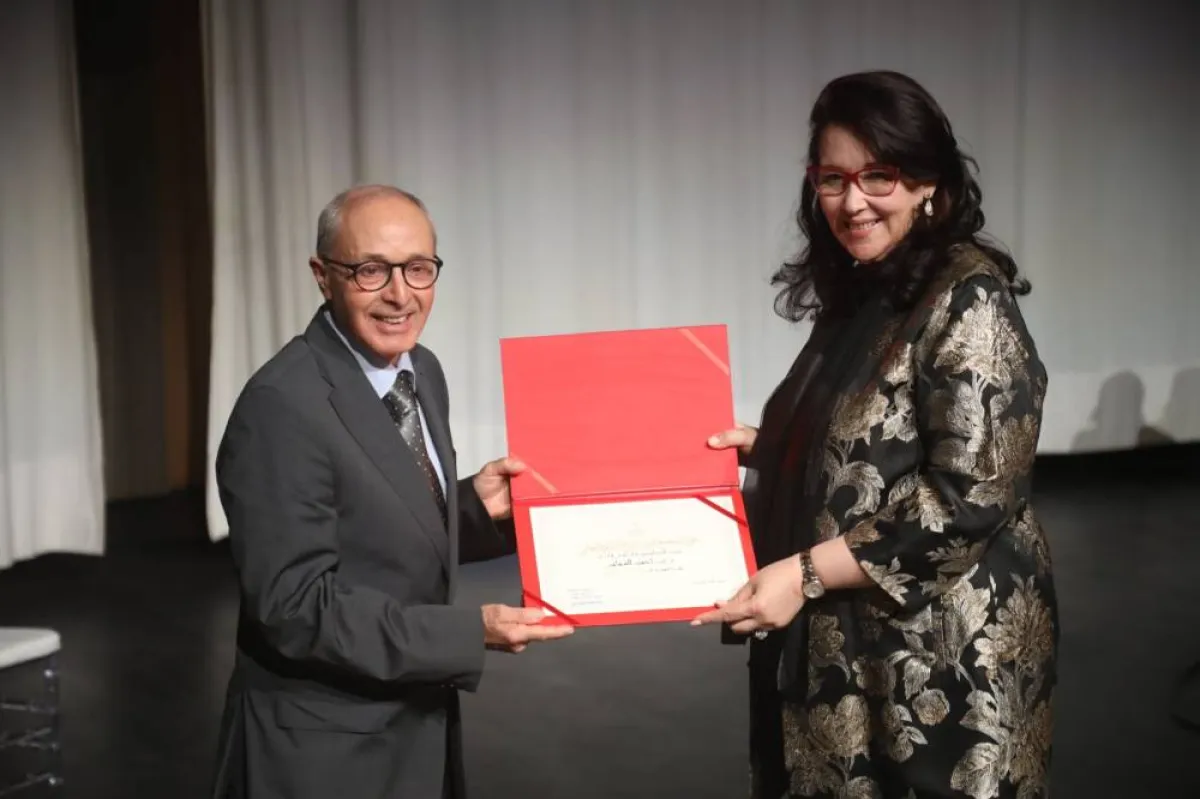 جائزة الدراسات في الآداب لاحمد السماوي