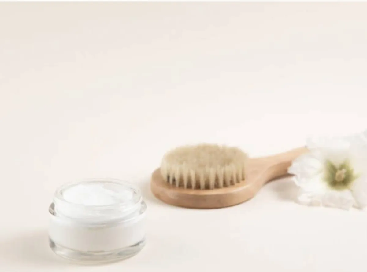 ماسك الكركديه والزبادي للشعر