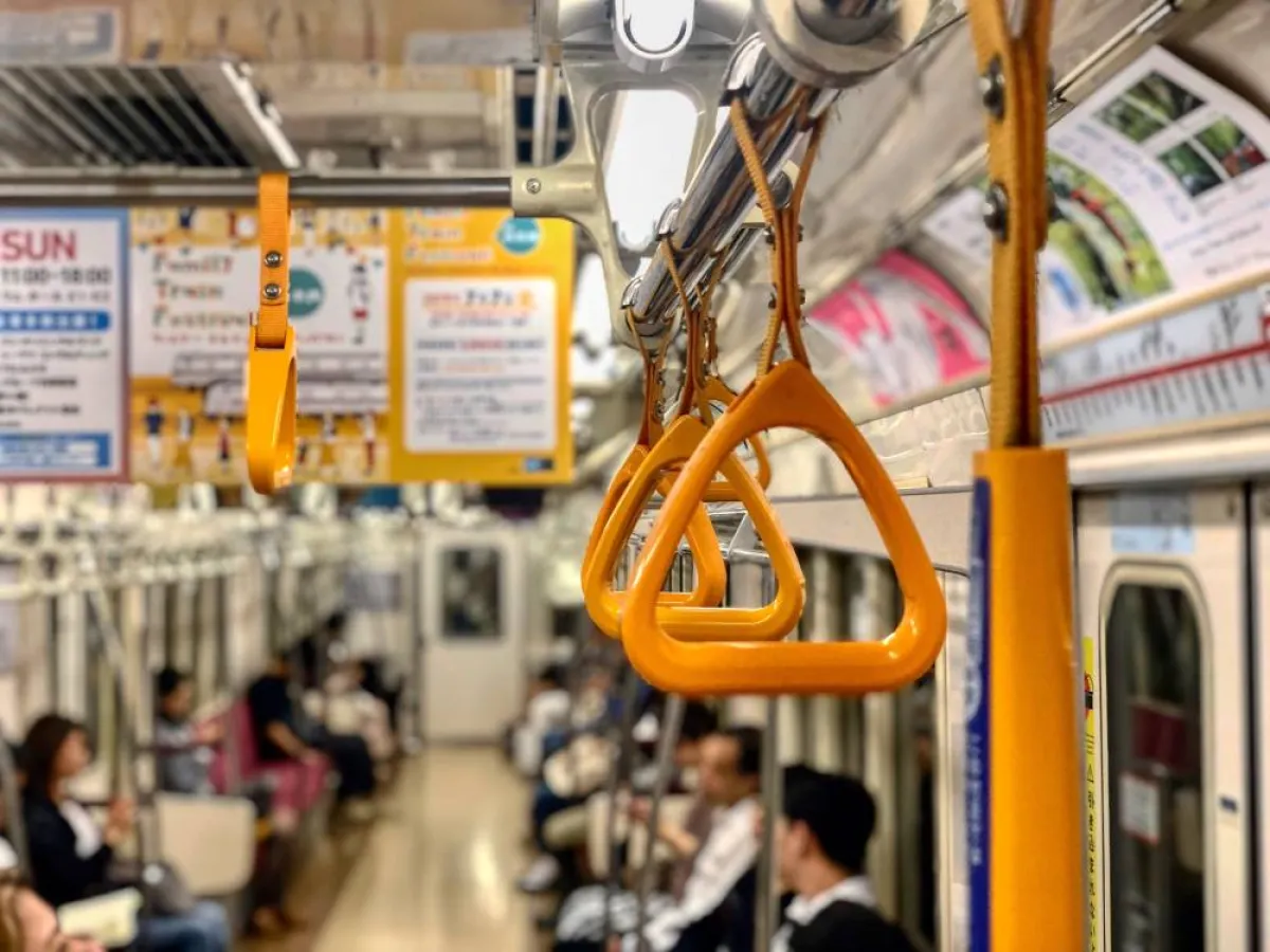 استقلال وسائل النقل والمواصلات بأسعار منخفضة