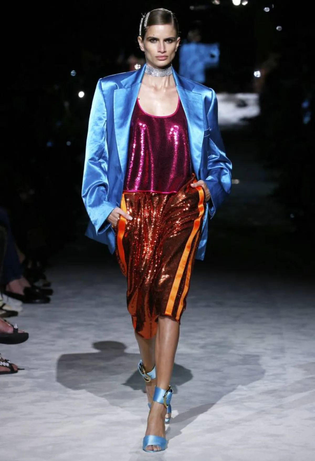 الترتر لإطلالة مشرقة في الصيف