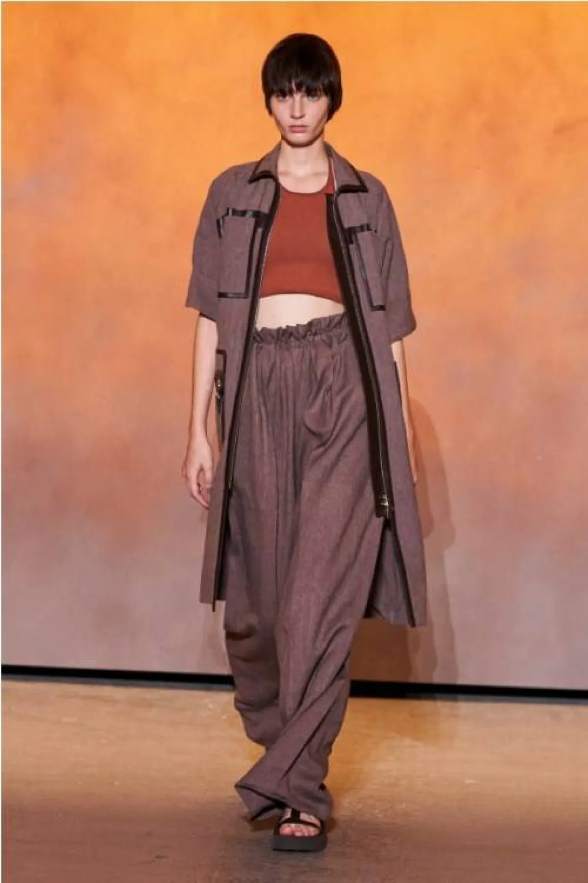 بنطال بخصر عالي من هيرمس   Hermes