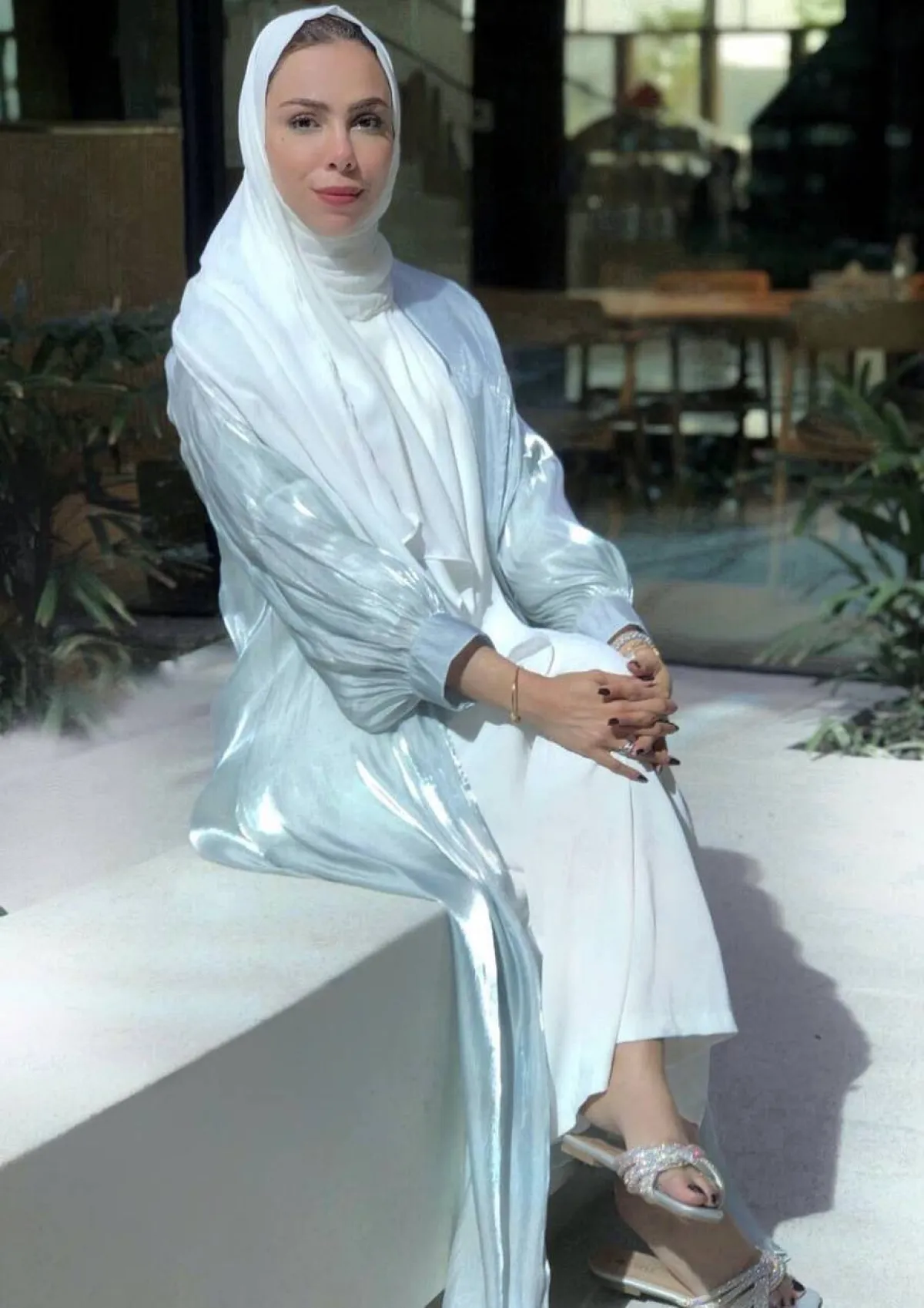 العباية المفتوحة