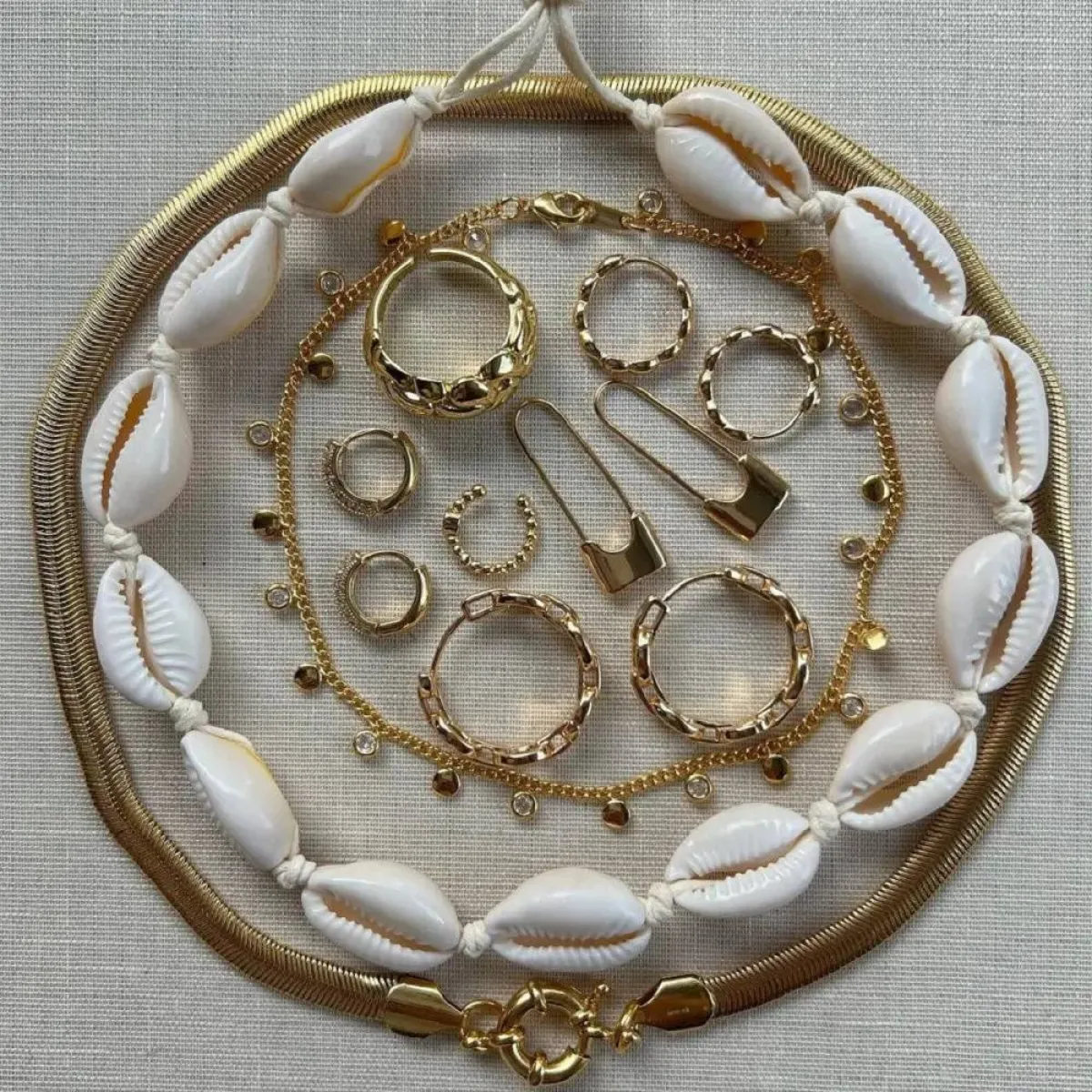 صورة الإكسسوارات التي تصنعها نينا ألستون