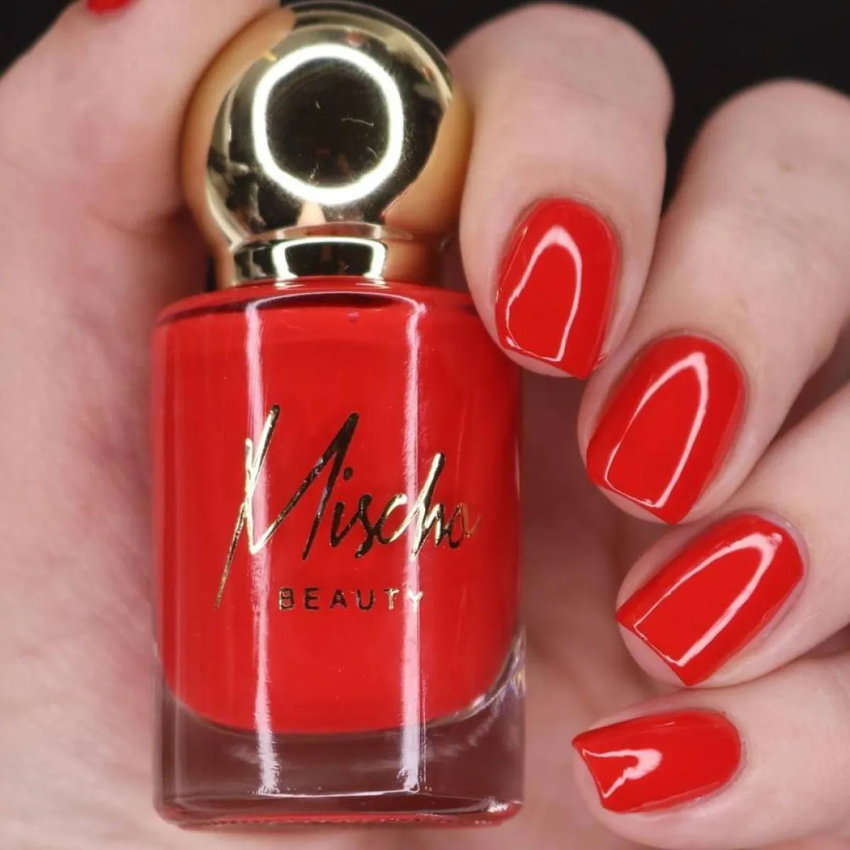 مناكير أحمر لعيد الفطر 2022