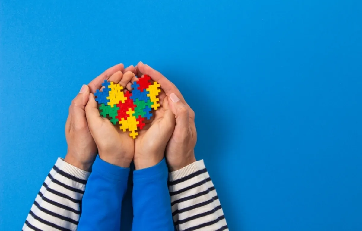 في اليوم العالمي لمرض التوحد..تعرفي على علاماته وطرق التعامل معه