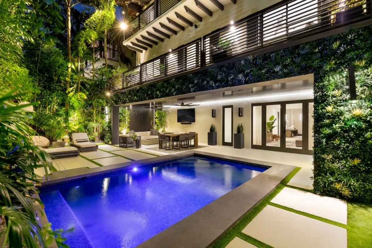 الإنارة "تنعش" المساحات الخارجية