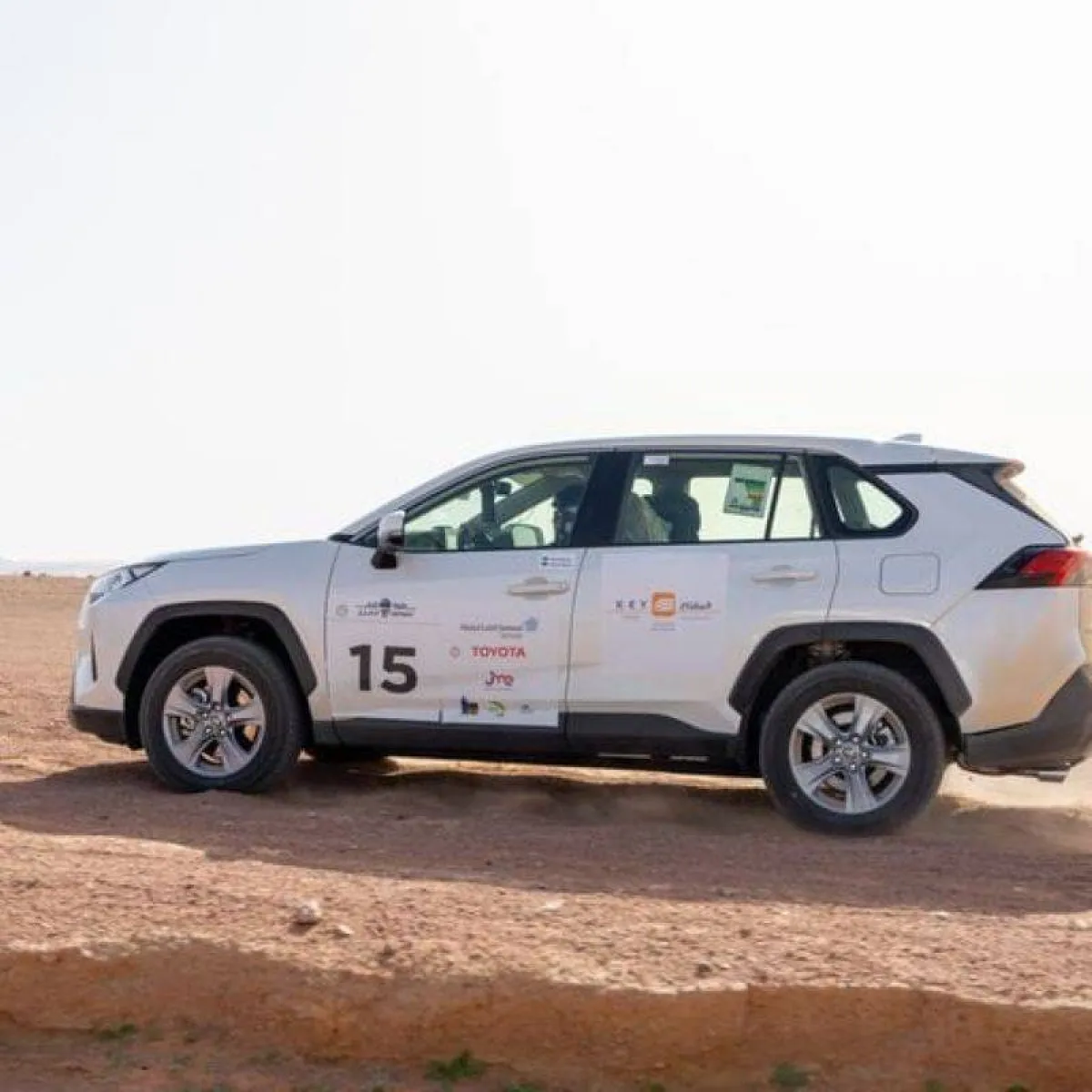 سيارة سباق أفنان بديني