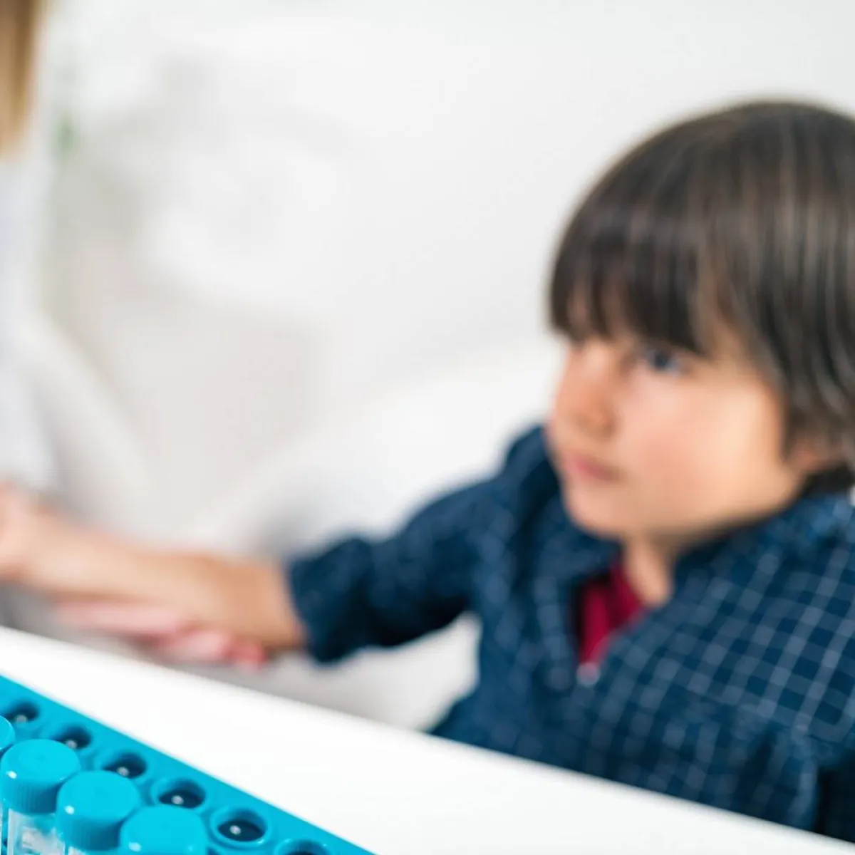 صورة لطفل مريض