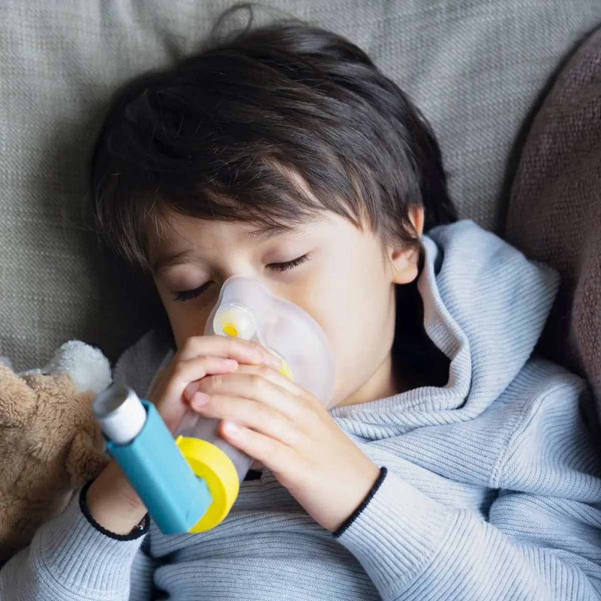 صورة لطفل مريض