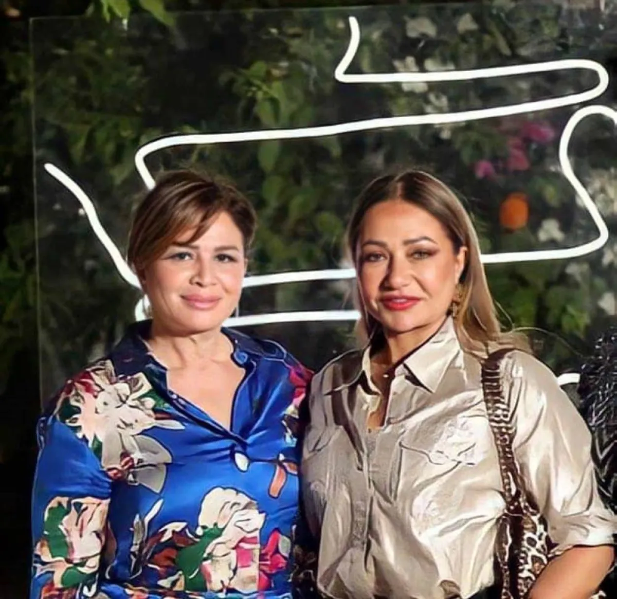 ليلى علوي وإلهام شاهين - الصورة من حساب ليلى علوي على الفيس بوك