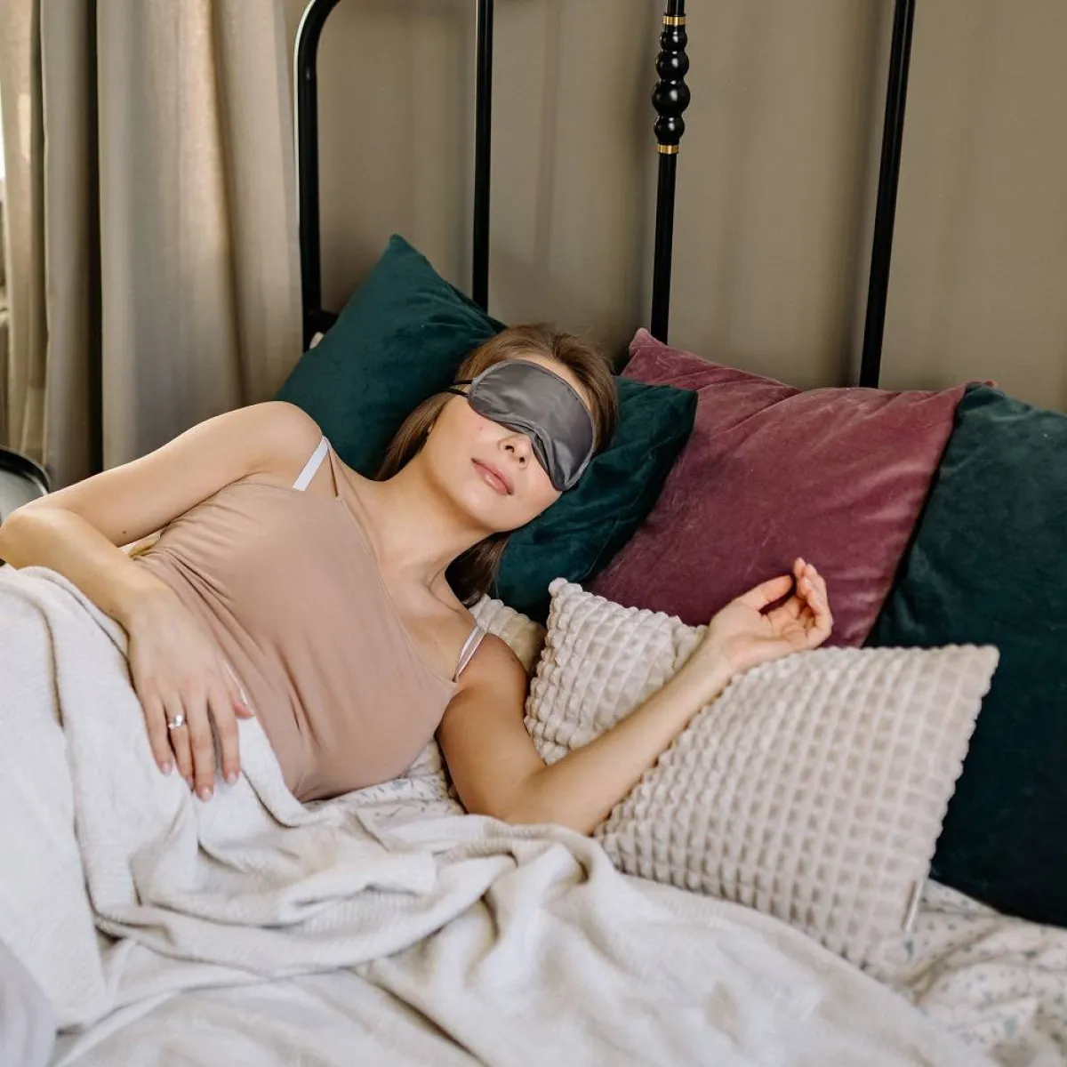 صورة لحامل نائمة