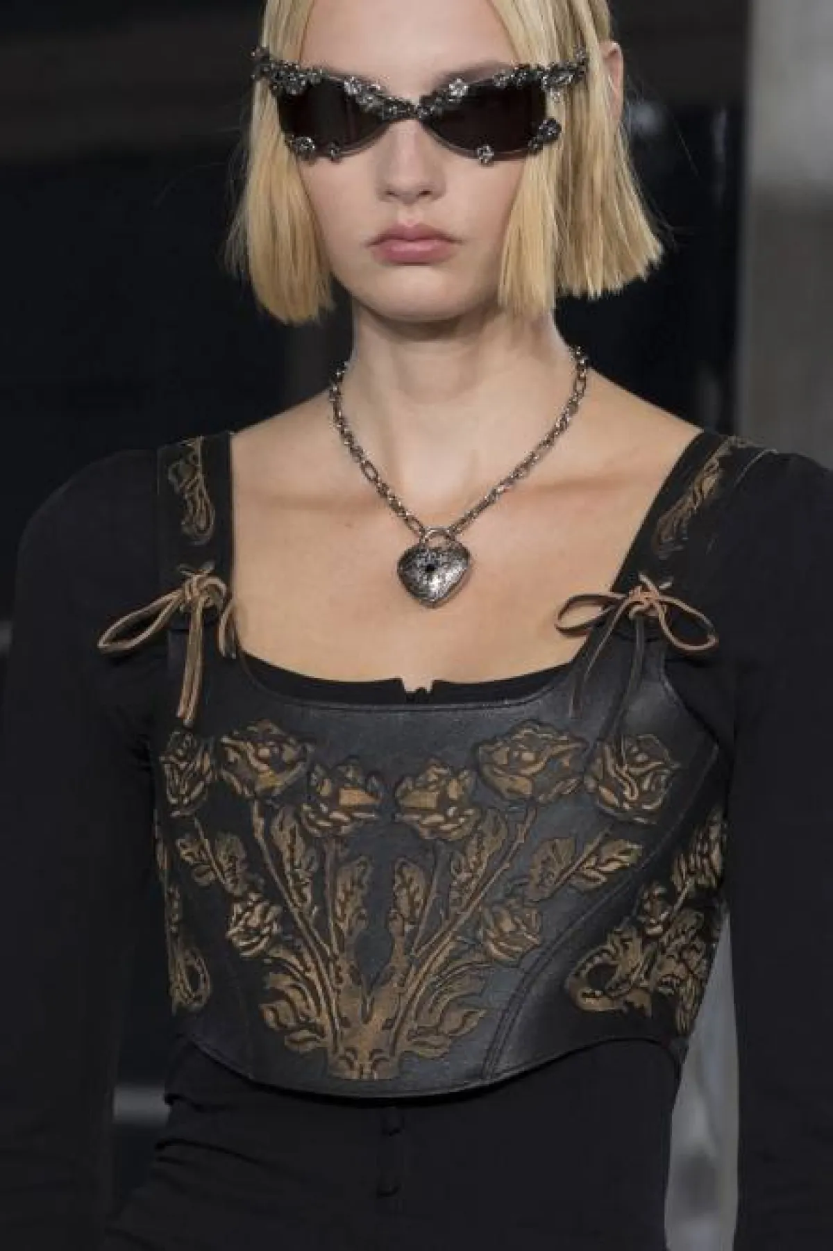 نظارات من أكني 