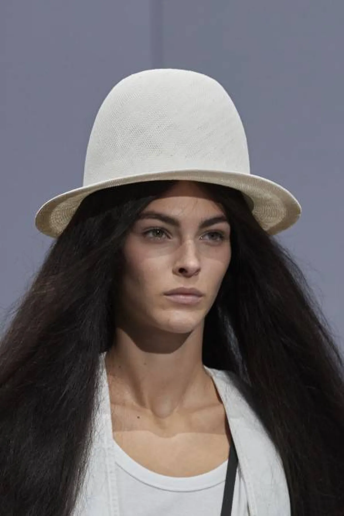 قبعة من آن دومولميستر