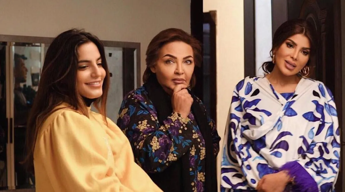 كواليس مسلسل  " أمينة حاف2" - الصورة من صفحة الفنانة إلهام الفضالة  