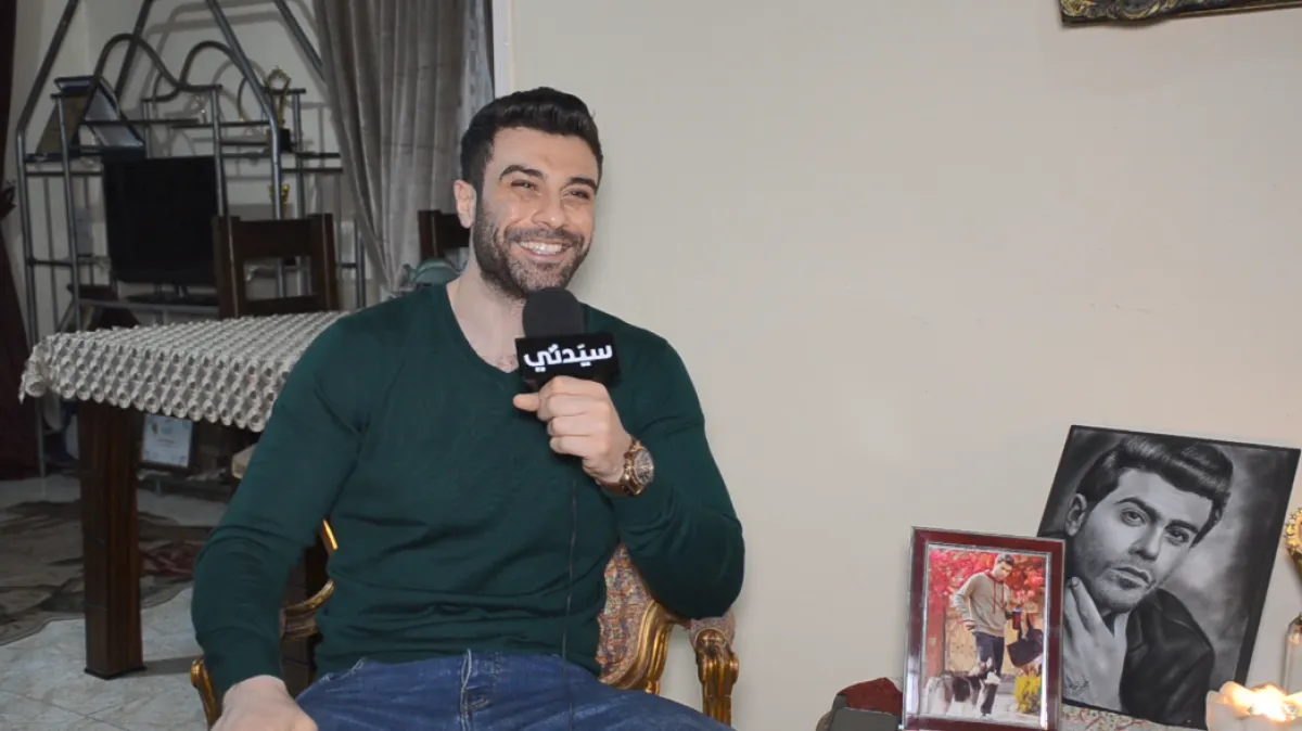 مهند حسني خلال لقائه بكاميرا سيدتي - تصوير محمد عربي