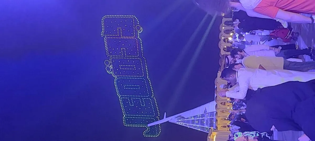 سماء جدة لوحة فنية