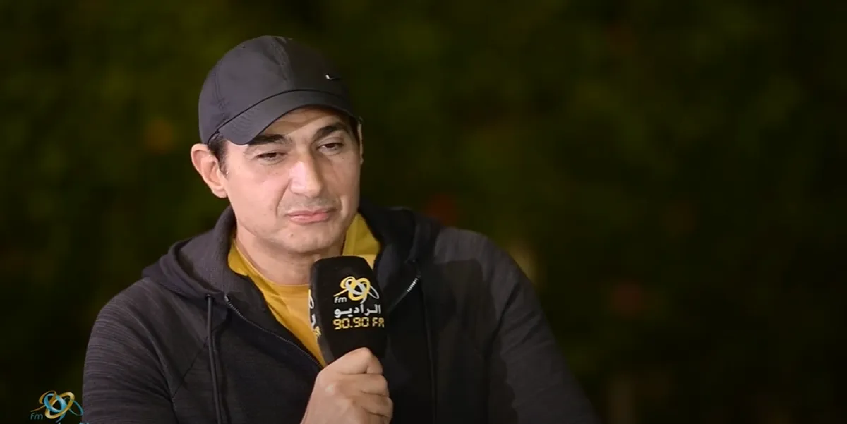 ياسر جلال خلال استضافته مع الإعلامية فاطمة مصطفى  على راديو 9090- الصورة من حساب البرنامج على يوتيوب