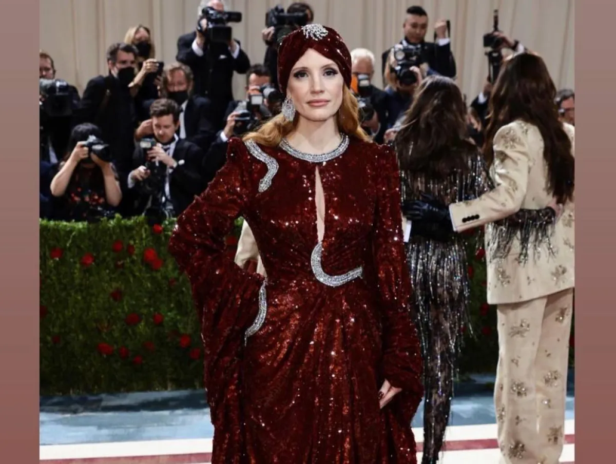 إطلالة جيسيكا شاستن في  Met Gala 2022