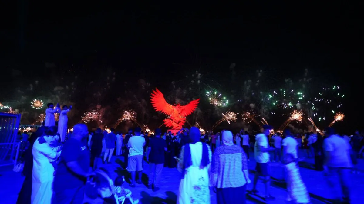 ما حكاية الصقر الذهبي