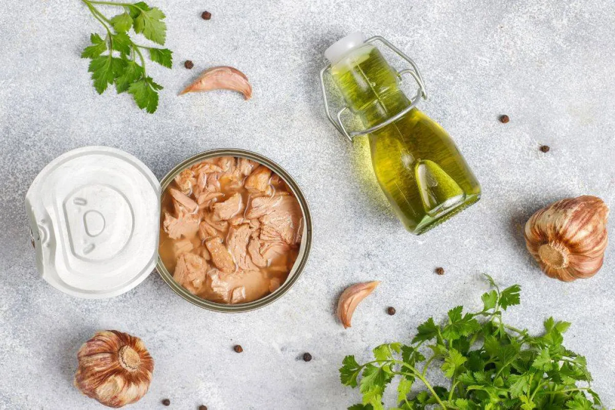 pexels تظهر الصورة وجبة التونة مصدر الصورة الموقع المجاني  بيكسلز