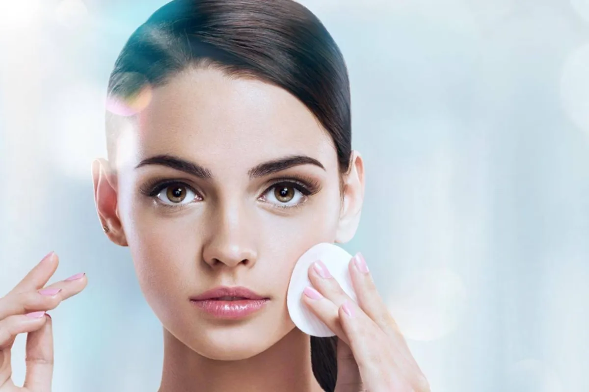 العناية بالبشرة الحساسة