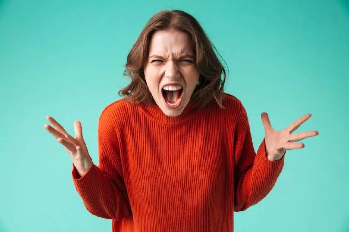 المزاج العصبي والغاضب من أعراض اضطراب الوهم